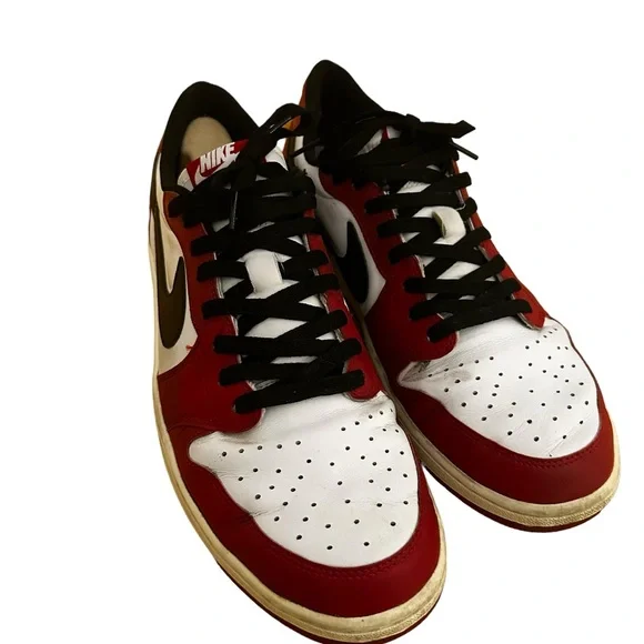 Air Jordan 1 Retro Low OG BG 'Chicago’ Sz 14 - Picture 3 of 11